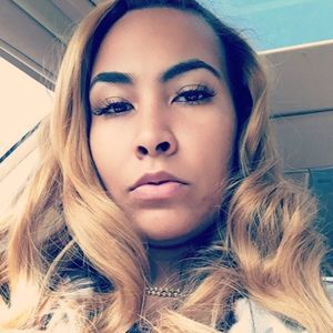 Meet your Posher, Lucy